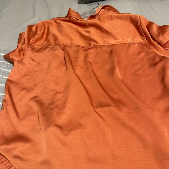 Two piece satin short set coral large lounge set leisure set - Picture 4 of 11